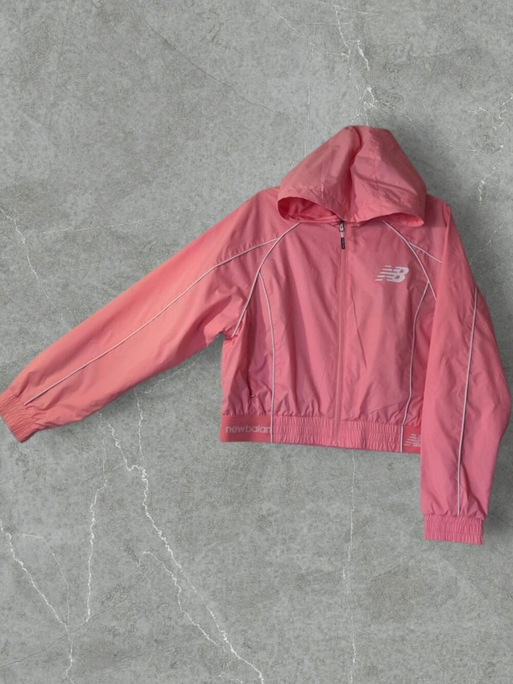 NWT New Balance Pink Hooded Windbreaker Jacket Medium Water Resistant